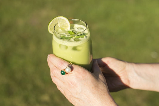 Beyond the Shot Glass: Wheatgrass Juice Pairing Ideas - Britt's Superfoods